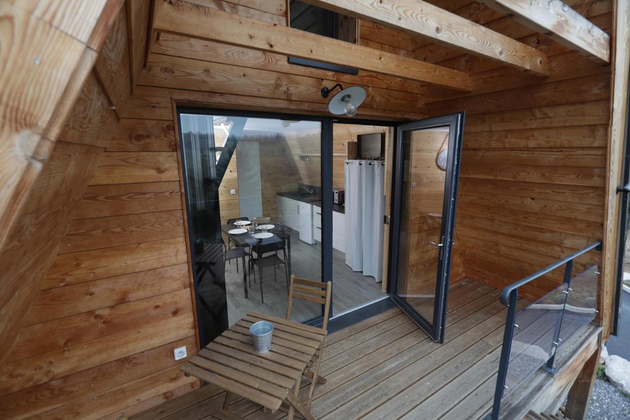 O Tipi Lodge Saint-Christo-en-Jarez Exterior photo