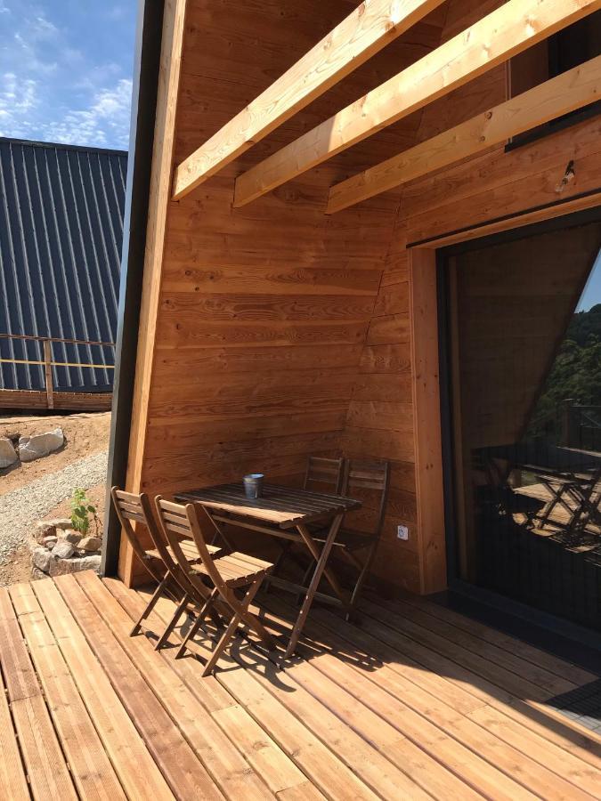 O Tipi Lodge Saint-Christo-en-Jarez Exterior photo