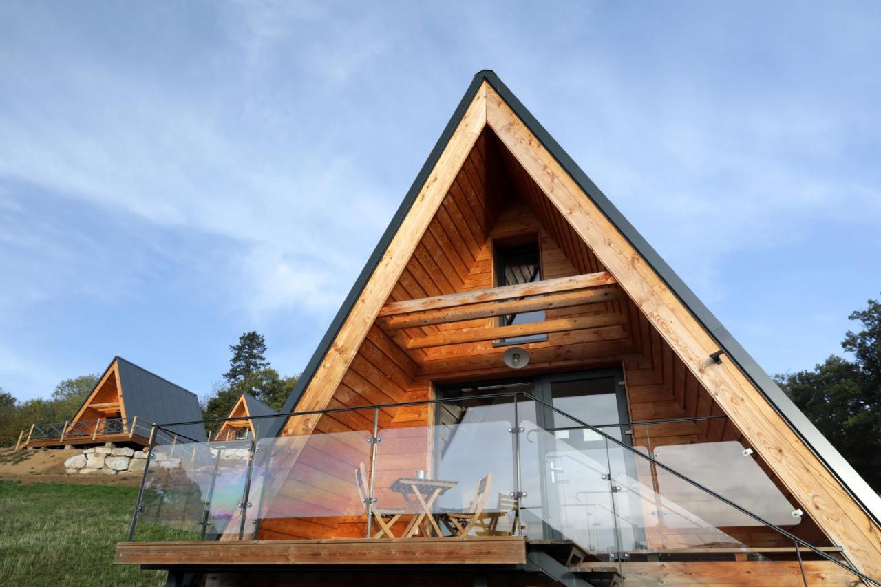 O Tipi Lodge Saint-Christo-en-Jarez Exterior photo